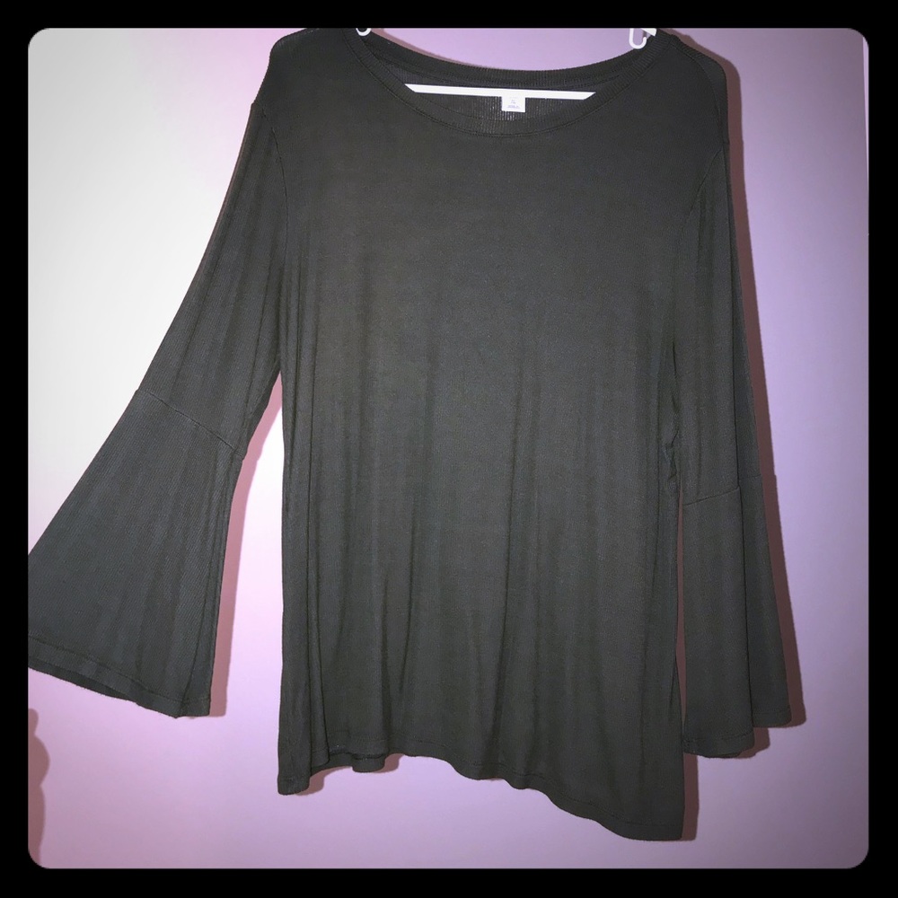 Old navy Olive green belle sleeve top